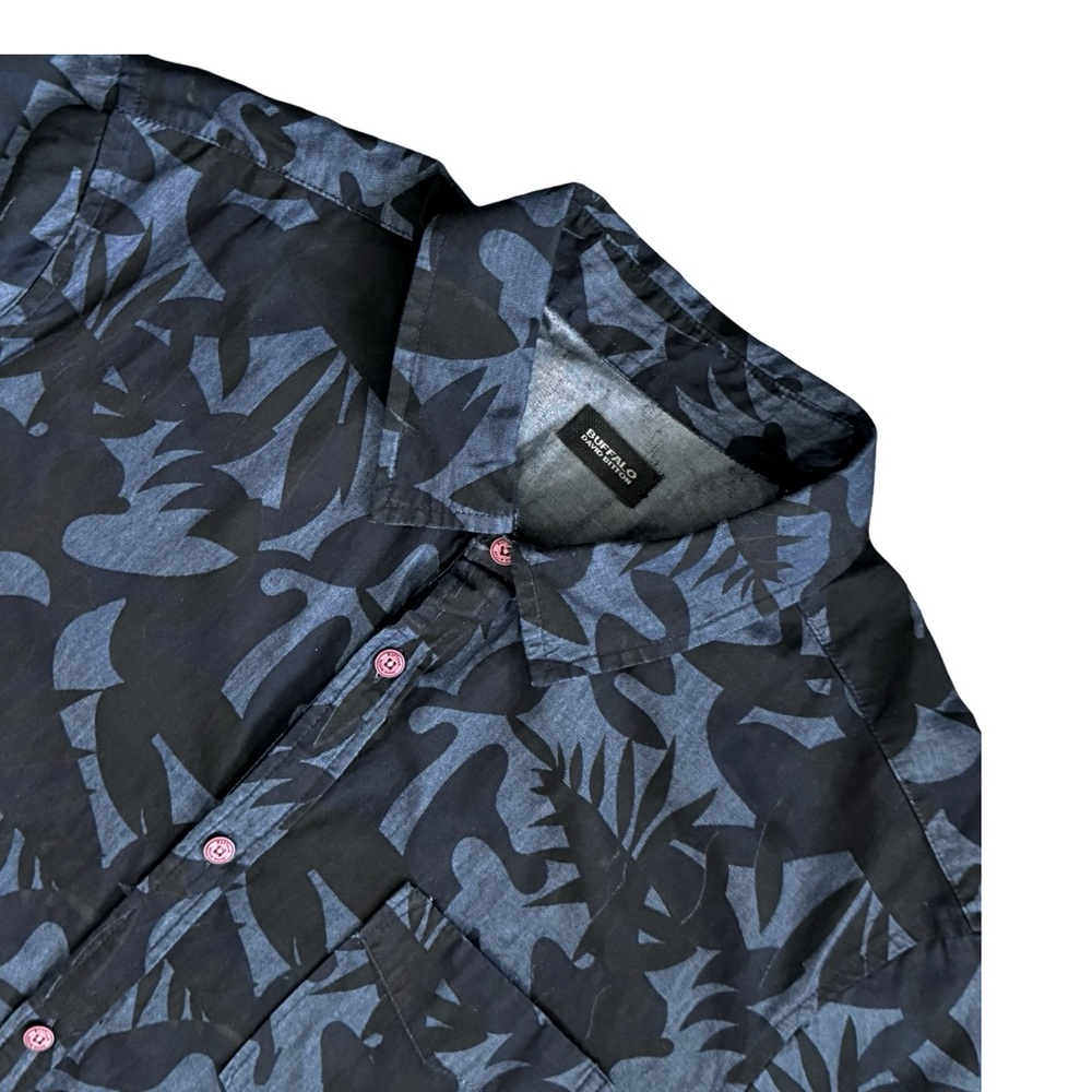 Men’s Buffalo Button Down Shirt Sz Lg